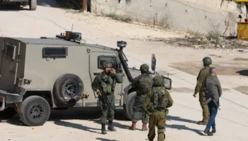 Dhunë në Bregun Perëndimor, Kolonët bastisin fshatin palestinez Kousra, hedhin gurë ndaj banorëve