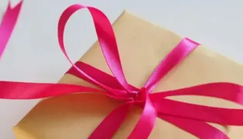 Dhurata në moment të fundit? Ja çfarë të blesh për 7 dhe 8 Marsin