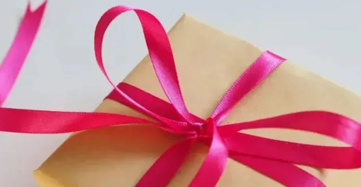 Dhurata në moment të fundit? Ja çfarë të blesh për 7 dhe 8 Marsin