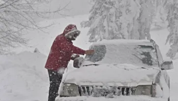 Dimri ende s’ka mbaruar/ Një stuhi e fortë me borë dhe ngrica po vjen në Evropë