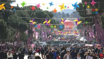 Dita e Verës në Tiranë, devijohet trafiku për 2 ditë