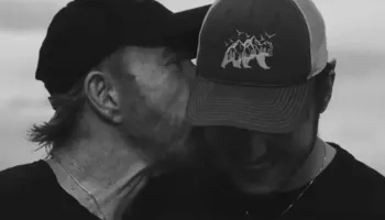 Djali i Chuck Norris emocionon me fjalët: Jam shumë krenar që jam djali yt