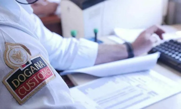 Doganat ‘zbarkojnë’ te pijet alkoolike, biznesi në Berat gjobitet me 45.7 milionë lekë