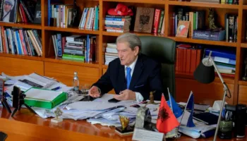 Dorëheqja e Jola Hysajt/ Berisha: E falënderoj për kontributin dhe e respektoj plotësisht vendimin e saj