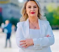 Dorëheqje e kërkesë publike për dorëheqje