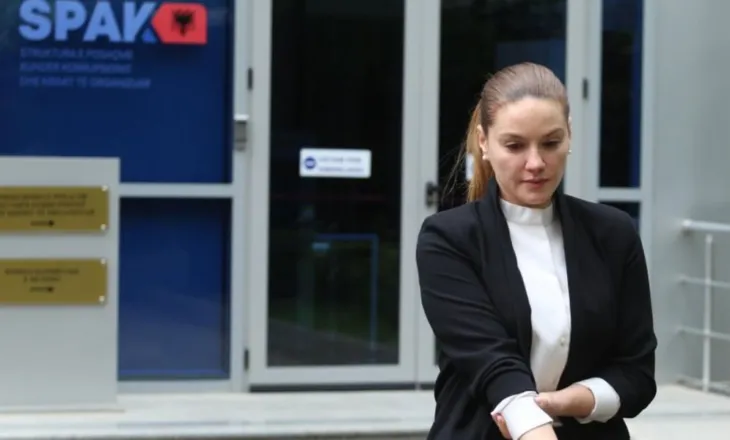 Dosja Veliaj/ Ajola Xoxa dërgon avokatin, mbrojtja: Është shtatzënë, e ka të ndaluar nga mjeku