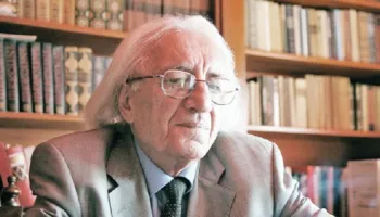 Dritëro Agolli: Diku në një hotel në Stamboll