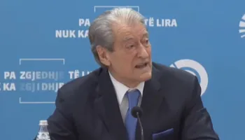 “Duartrokitje e mallëngjim, delinkuentja Lubi doli…”/ Berisha: Të bëhemi bashkë! Rama duhet larguar, është rrezik …