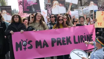 Duhet festuar apo protestuar? Sot 8 Mars, Dita Ndërkombëtare e Gruas!