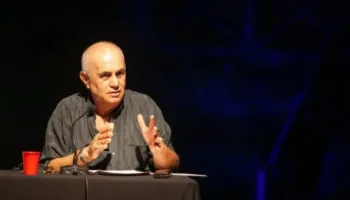 “Duhet të ‘agjërosh’ pa të jesh gazetar i mirë”, analiza e Artan Fugës: Kush ia shkroi fjalën e mbajtur në iftar Presidentit?