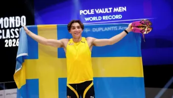 Duplantis “fluturon” sërish, atleti suedez vendos rekord të ri botëror në kërcim me shkop