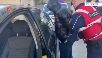Durrës/ Qarkullonte i armatosur, arrestohet 28-vjeçari i dënuar më parë për vrasje