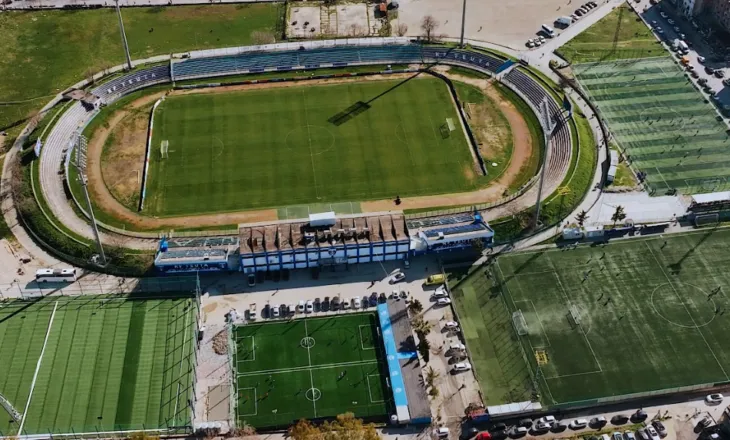 Durrësi me një tjetër hapësirë për futbollin, drejt përfundimit fusha e re pranë “Niko Dovana”