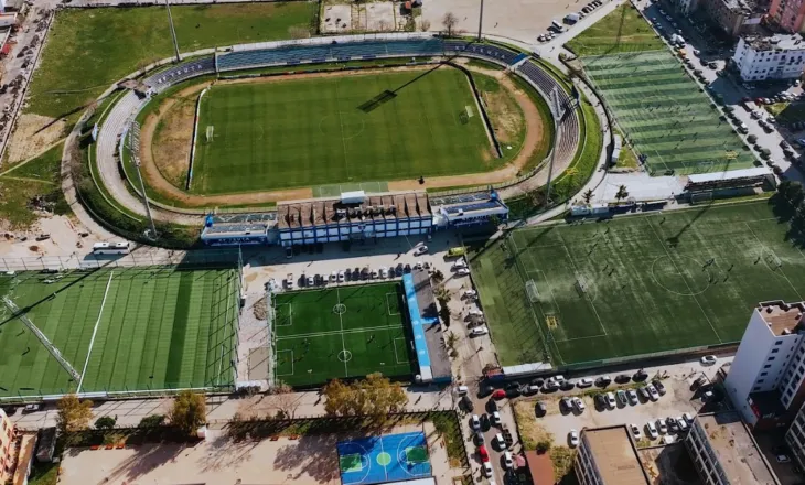 Durrësit i shtohet edhe një fushë tjetër, FSHF publikon pamjet (video)