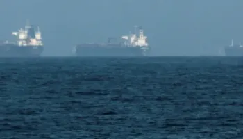 DW: Lufta e Iranit dhe bllokimi i ngushticës së Hormuzit, pasoja deri në krizë për të gjithë ekonominë botërore