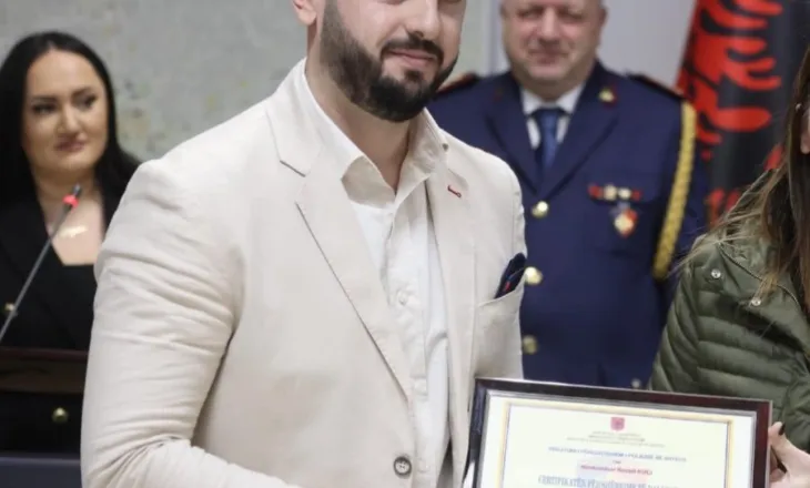 Dy vrasje në tre muaj! Si u dekorua drejtuesi i policisë i lidhur me grupin e Ines Hajrullës