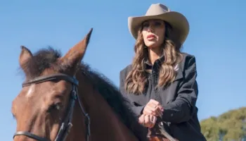 Dyshimet për marrëdhënie seksuale me vartësin e saj, ja pse Trump e shkarkoi sekretaren e Sigurisë