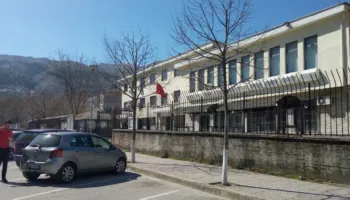 Dyshohet se kreu marrëdhënie seksuale me 3 të mitur, gjykata lë në burg 67-vjeçarin në Gjirokastër