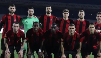 Dyshohet se shiti ndeshjen. Flamurtari përjashton kapitenin pas humbjes së sotme ndaj Bylis? (foto)