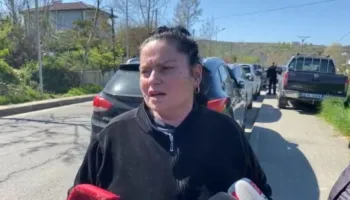 E afërmja rrëfen për krimin e dyfishtë në Roskovec: Dëgjuam ulërima dhe thashë mos po e rrihnin, por kur e mora vesh kam qarë për atë gruan