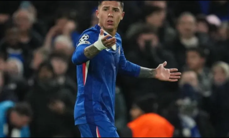 E bujshme/ Enzo Fernandez mund të largohet nga Chelsea
