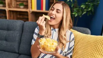 E dinit? Sa më shumë ushqime të përpunuara, aq më i lartë rreziku për zemrën