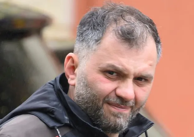 E pazakontë! Djali im nuk i ha kotoletat e pulës në vende të tjera”, ja si shqiptari fitoi azili në Britani