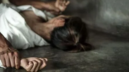 E rëndë në Greqi/ 55-vjeçari bullgar abuzon me kunatën dhe e kërcënon me vrasje nëse do tregonte!