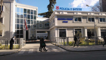 E rëndë në Tiranë: Arrestohet 48-vjeçari i huaj, punësoi të renë dhe e përdhunoi në shtëpi