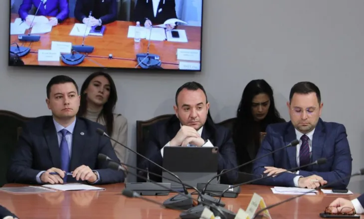 “E turpshme”/ Balliu prezanton projektligjin, PS kundër: Paratë e konfiskuara nga krimi, t’i kthehen shoqërisë