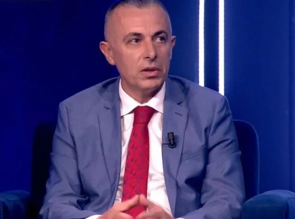 “E vërteta vonon, po nuk harron”/ Rrëfehet për herë të parë Arjan Ndoja: Ja si më bënë atentat