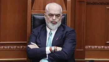 “Edi Rama nuk ja del dot më”/ Reagon Këlliçi: Kur Kryeministri e nis të dielën me 3 mashtrime..(POSTIMI)