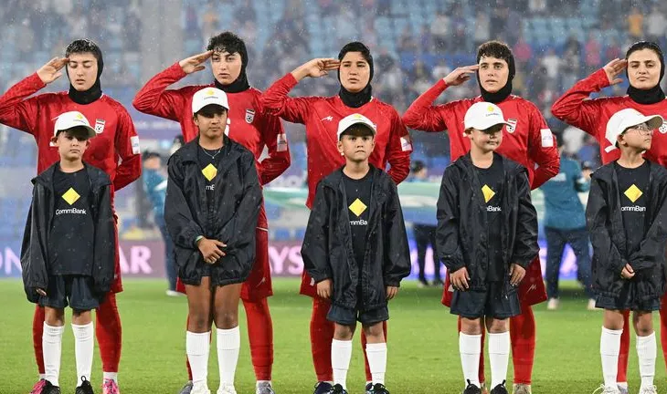Ekipi iranian i futbollit të femrave: Pesë anëtare kërkojnë strehim në Australi