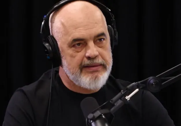 “Ekonomia shqiptare po rritet me qëndrueshmëri”/ Rama, për raportin e BERZH: Një tjetër element domethënës se…