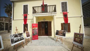 Ekspozitë fotografike në Vlorë, në kuadër të 40-vjetorit të muzeut “Onufri”