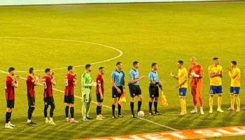 Elbasani i bën “dhuratë” vetes për Ditën e Verës, mund Flamurtarin në transfertë dhe i bashkohet Vllaznisë në krye të renditjes