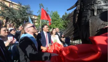 Elisa Spiropali ia nxjerr inatin Taulant Ballës