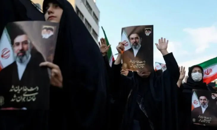 Emërimi i Mojtaba Khameneit në krye të Iranit/ Televizioni shtetëror feston, por lideri i ri nuk është shfaqur ende në publik