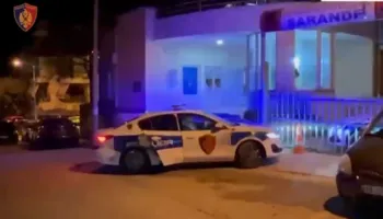 EMRI/ Pasi dhunoi ish-gruan në Sarandë, 31-vjeçari i vendos armën në kokë edhe kunatit