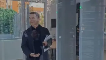 Erion Braçe paraqitet në GJKKO, gazetarët e ngacmojnë se ku do shkojë: Për në SPAK nuk ka shanse