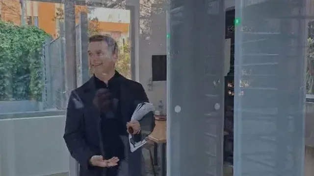 Erion Braçe paraqitet në GJKKO, gazetarët e ngacmojnë se ku do shkojë: Për në SPAK nuk ka shanse