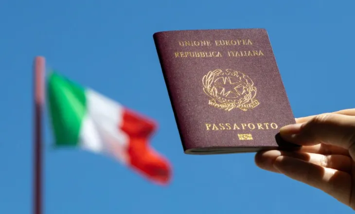 EUROSTAT: 557 mijë shqiptarë jetojnë në Itali, 141 mijë kanë pasaportë italiane