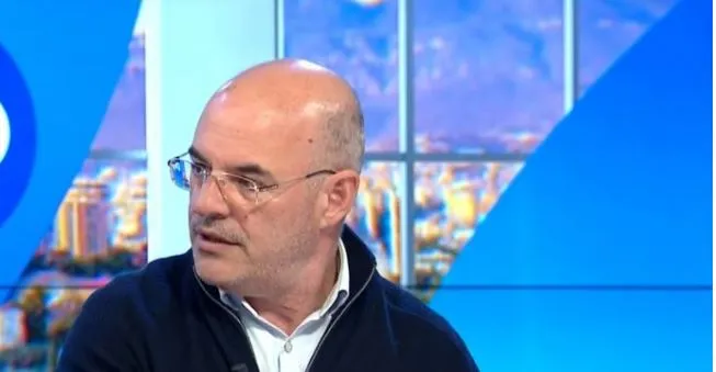 “Faktori ndërkombëtar po thotë “mjaft është mjaft”, Peka: Rama po luan në kohë shtesë për…