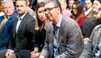 Fati i SNS varet në fije të perit, Gjermania ka në dorë vendimin, ja masat që pritet të marrë PPE për partinë e Vuçiçit