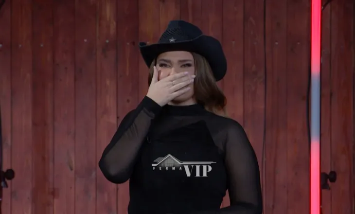 “Ferma VIP 3”, sipërmarrësja e njohur përlotet nga mesazhi: Mami do të ndjekim në televizor