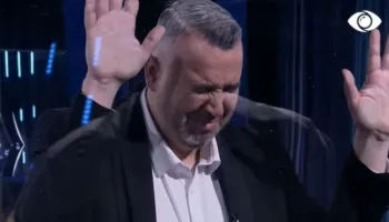 “Fillova të zihesha me prindërit, merresha me lojëra të fatit”, Rogerti përlotet gjatë linjës së tij të jetës