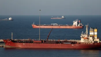 “Financial Times”: Ministrat e jashtëm të BE-së shqyrtojnë zgjerimin e misionit detar “Shields” në Ngushticën e Hormuzit