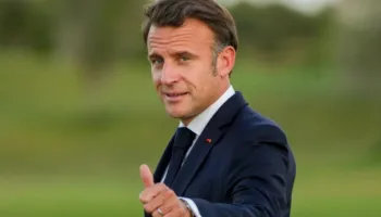 Fishkëllima bërthamore e Francës/ Macron kërkon të paraqitet si arbitër, por i mungon bilbili