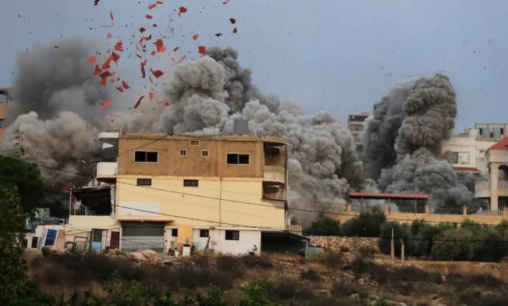 Forcat izraelite vijojnë sulmet ndaj Hezbollahut në Liban, vret një komandant dhe dy anëtarë të organizatës