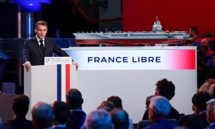 ‘France Libre’ –  Macron prezanton aeroplanmbajtësen e re franceze, më e madhja në Evropë